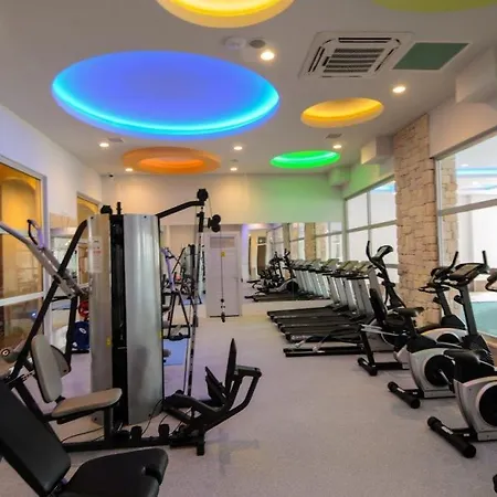 Emerald Park Studio D-4 Apartamento